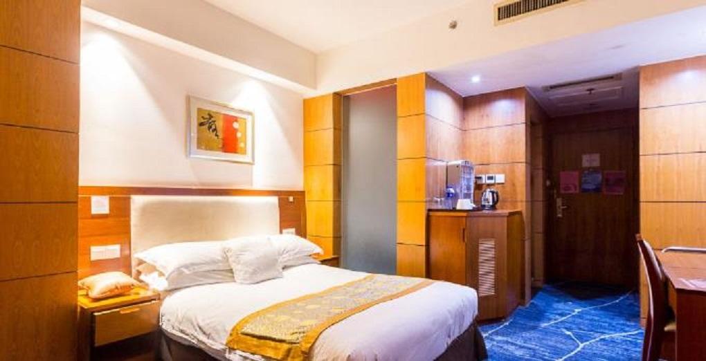 Gloria Plaza Hotel Kangqiao Shanghai Exteriör bild